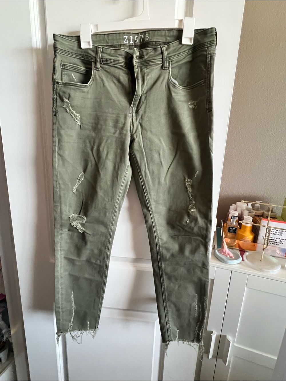 Zara Woman’s Olive Green Distressed Skinny Jeans